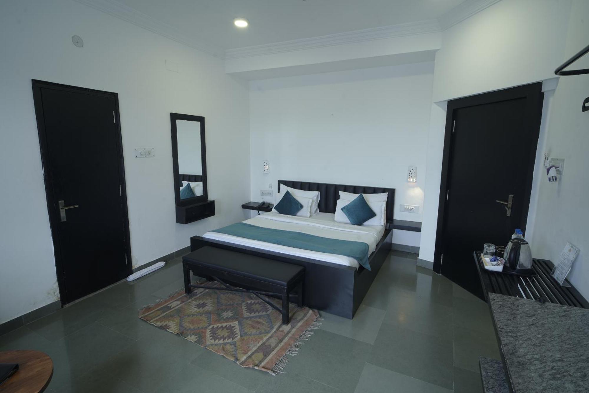 Hotel Banjara Retreat Удайпур Экстерьер фото