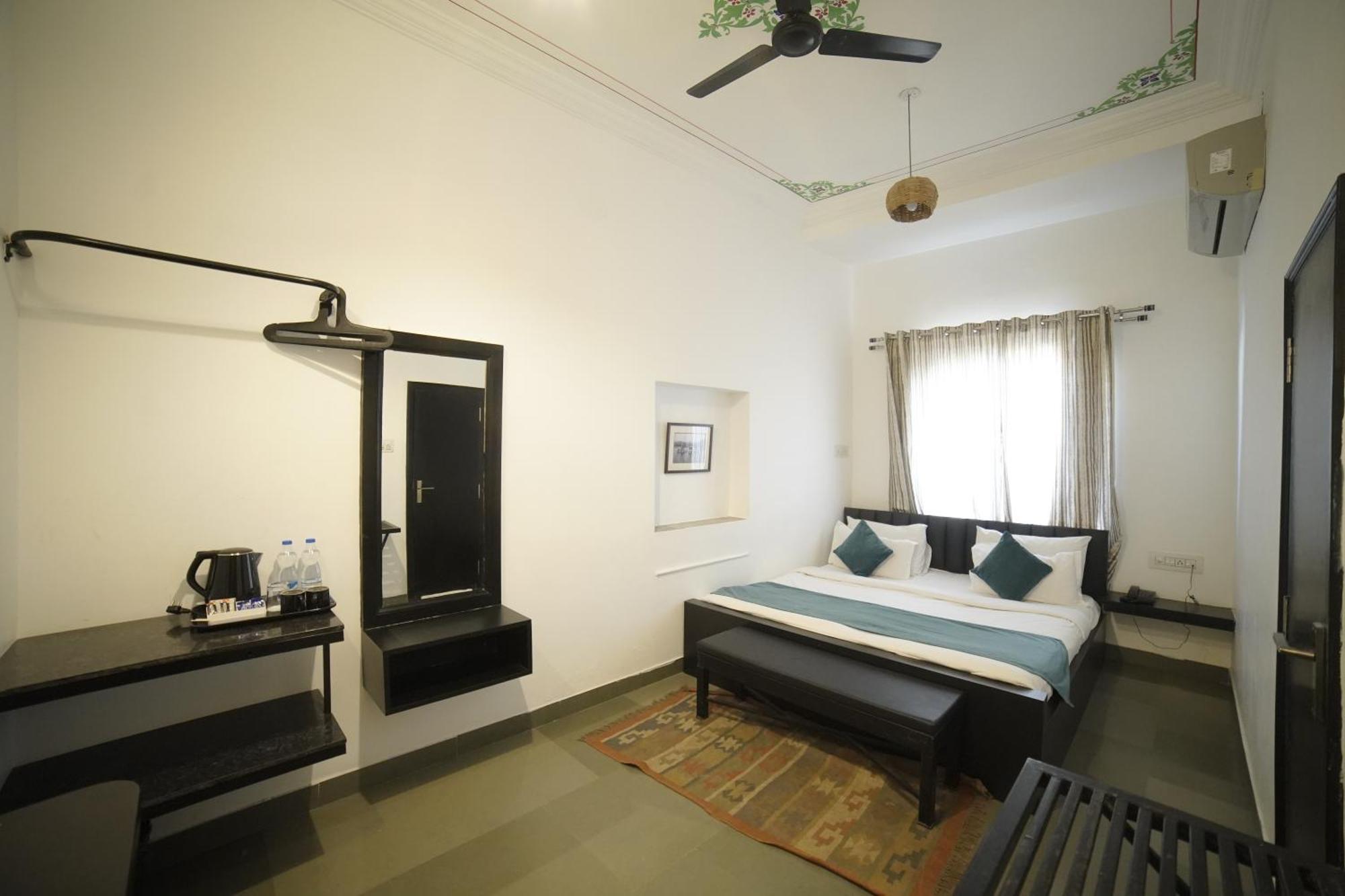 Hotel Banjara Retreat Удайпур Экстерьер фото
